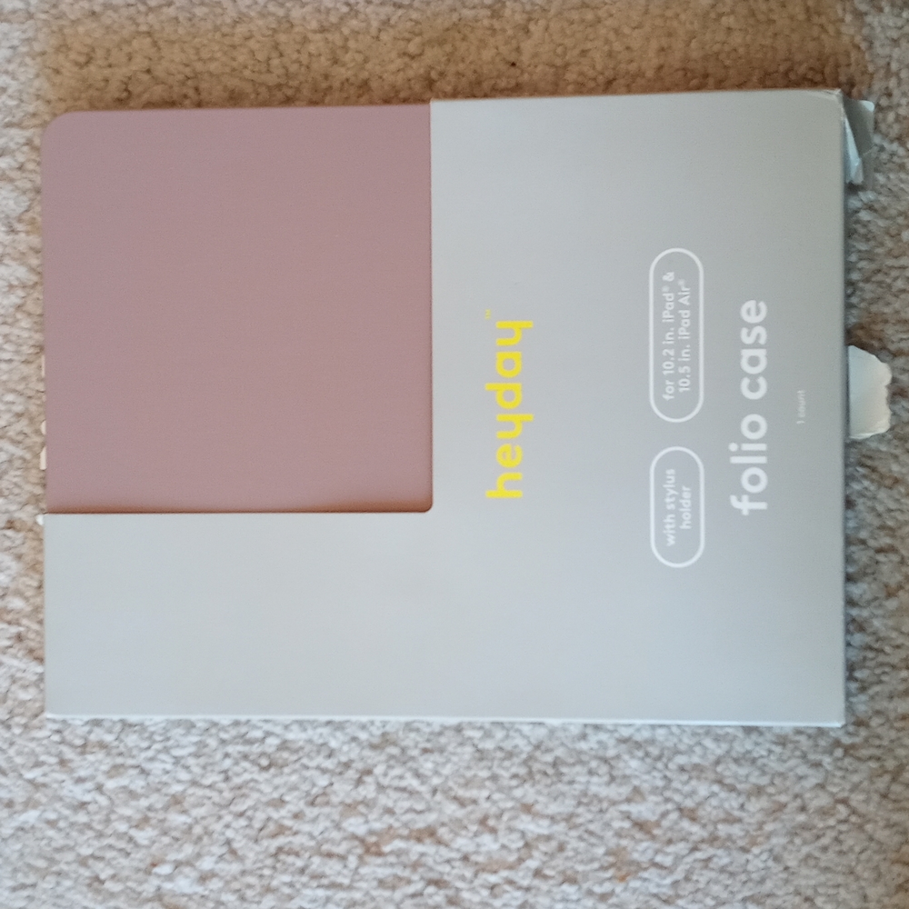 Heyday folio case warm taupe NWT